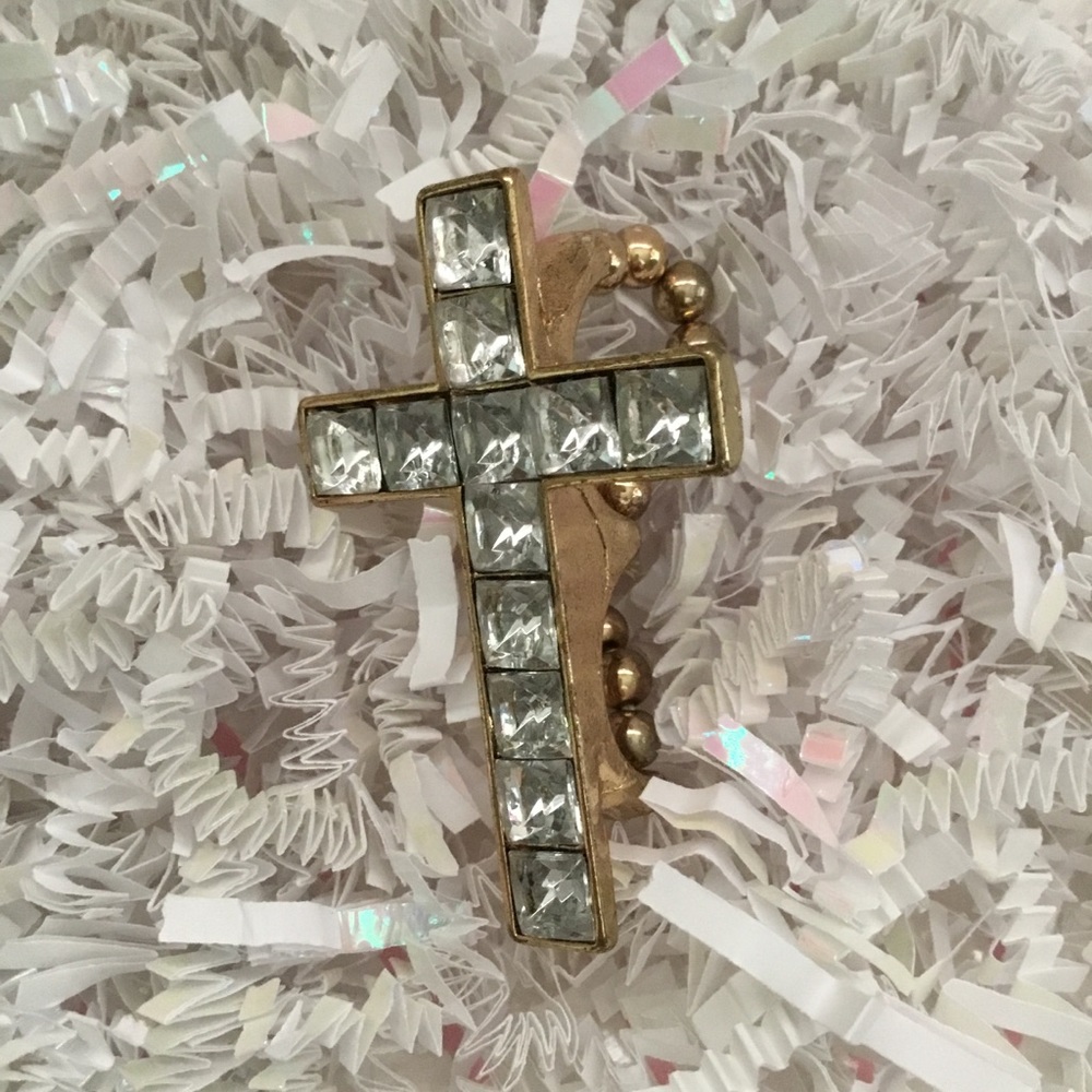✨Anthropologie Classic Crystal Cross Ring